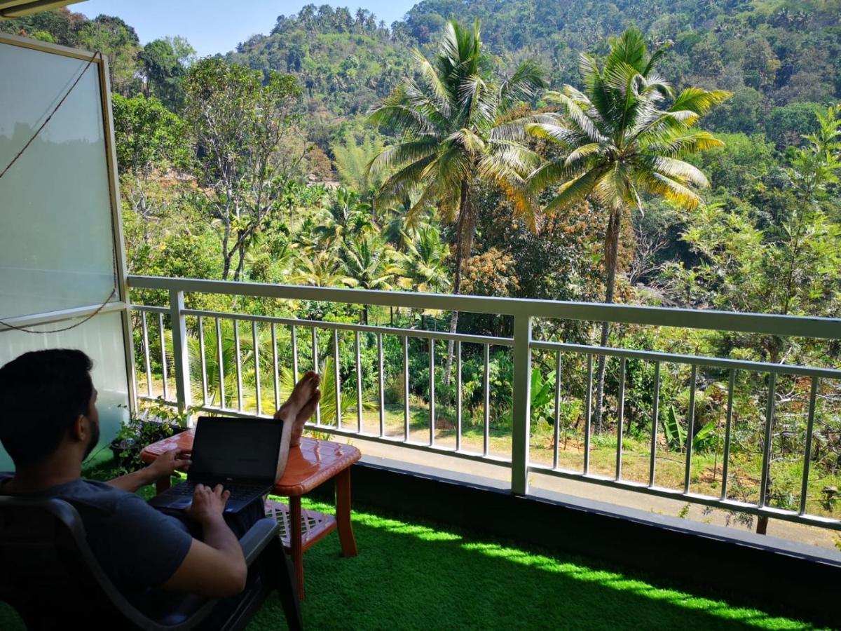 Riverbench Homestay Munnar, Anaviratty Ngoại thất bức ảnh